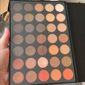 Morphe 350 palette